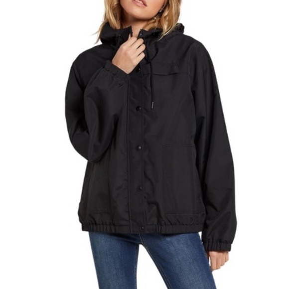 Woman’s volcom windbreaker/rain jacket - Picture 1 of 11